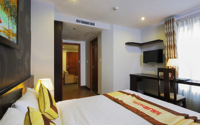 Huazhu Hotel (华住酒店)