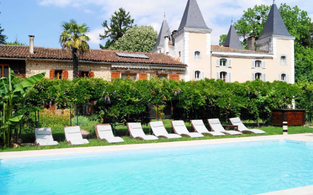 Hotel Logis - Chateau de Beauregard