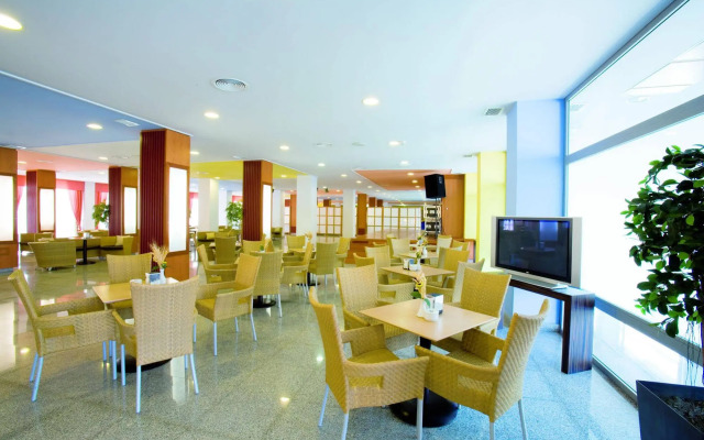 Fenix Beach Apartamentos