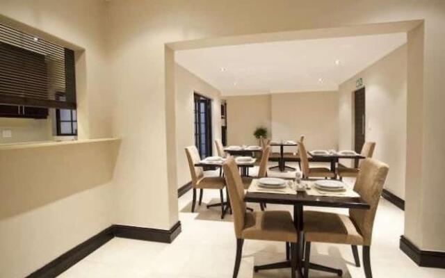 Fairview Bed And Breakfast - Family Room 2