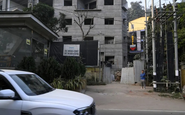 Hotel Pohor Regency Near Kamakhya Foot Bridge