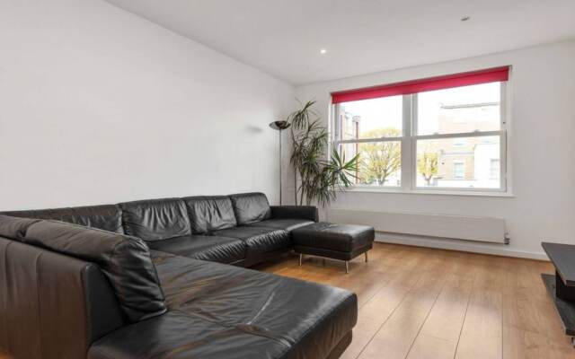 Modern 2 Bedroom Flat in Holloway