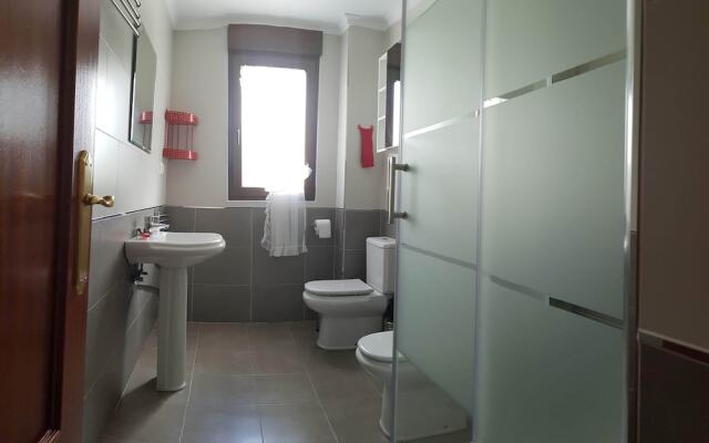 Chalet Elegante Y Funcional Playa
