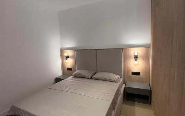 Onia Luxury Escape