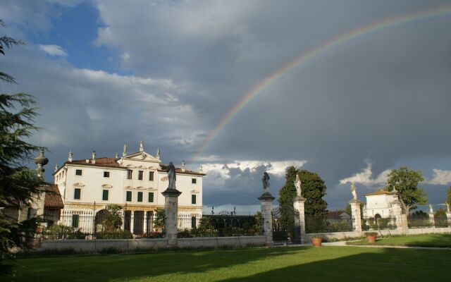 Villa Ghislanzoni Curti