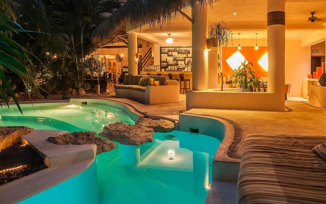 La Tortuga Hotel & SPA