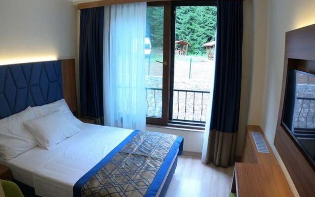 Savsat Karagol Hotel