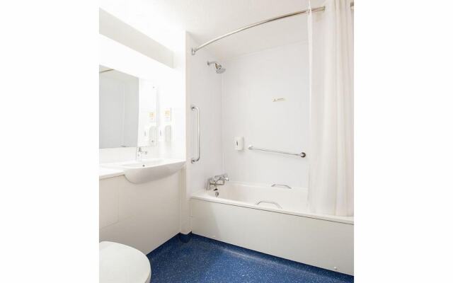 Travelodge Dunfermline