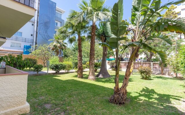 Malagasuite Bajondillo Beach Apartment