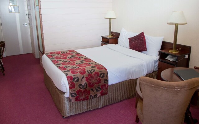 Westlodge Hotel