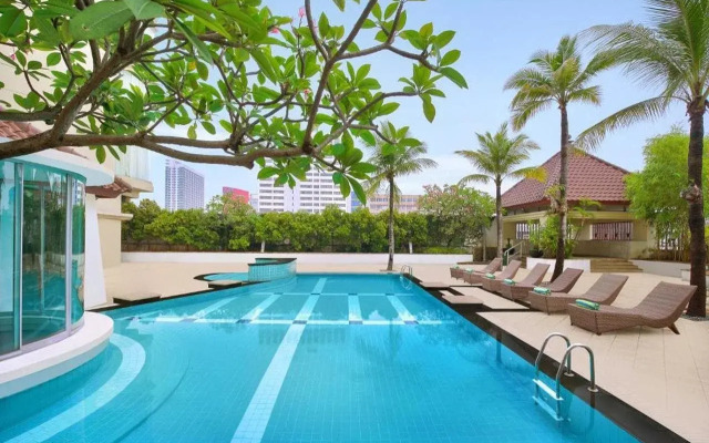 Mercure Jakarta Kota