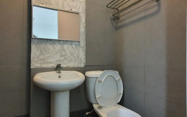 OYO 91053 Signature Inn Miri