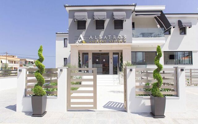 Albatros Suites