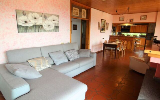 Apartment Angela Luino