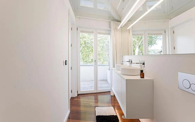 Wonderful 2BR Duplex Near River by LovelyStay