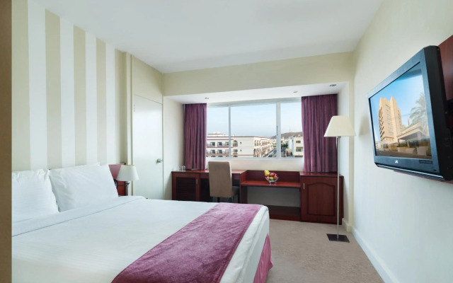 Al Falaj Hotel