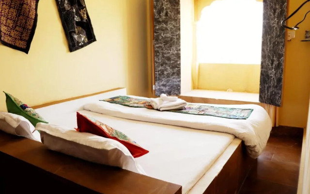 Urmila Guest House