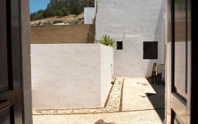 Lindos centre studios