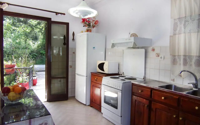 Vaso's Bay House