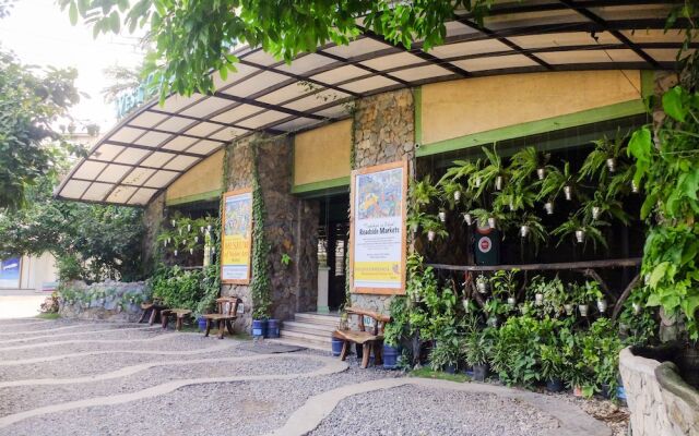 West Gorordo Hotel