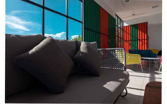 Semporna Seaview Hotel