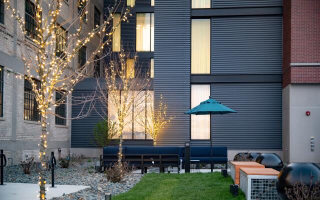 Hotel Indigo Madison Downtown by IHG