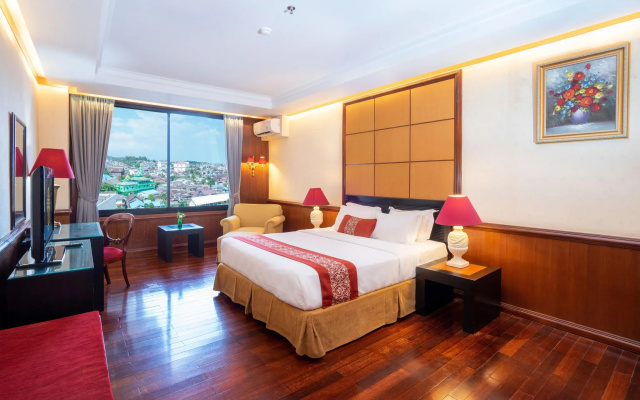 Gran Senyiur Hotel – Guest Rooms – Balikpapan