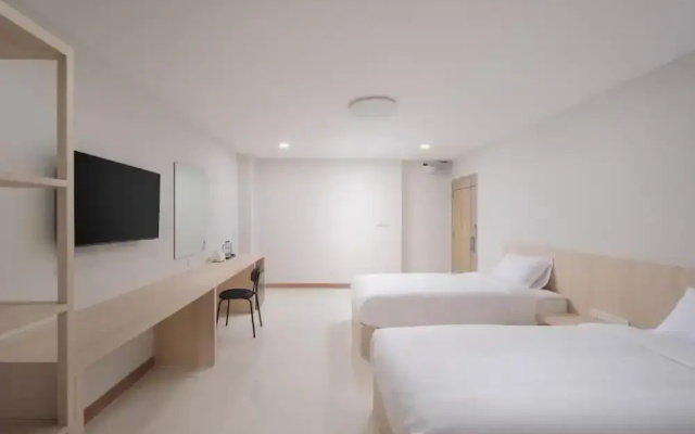 Cloud9 Stay Chiang Mai