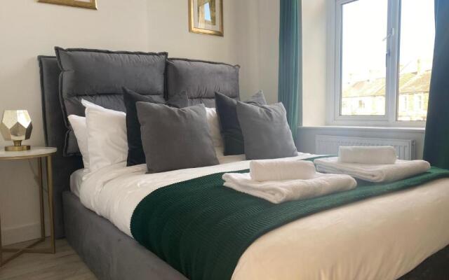 Wyndham Crescent - Stylish Flat in Popular Pontcanna