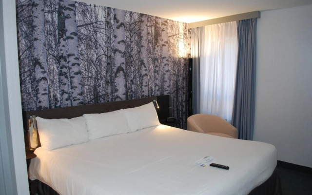 DoubleTree by Hilton Ottawa Downtown