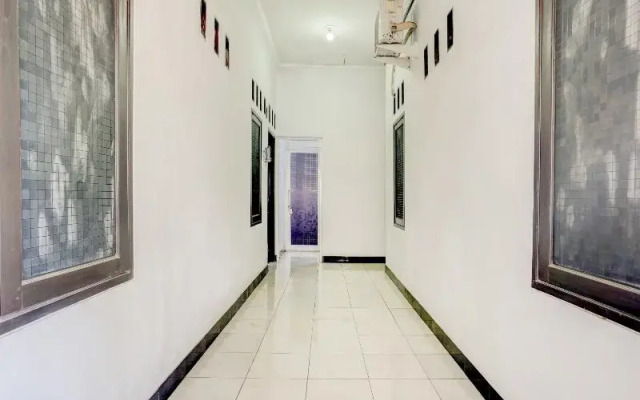 OYO 3229 Ijen Homestay