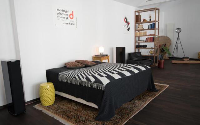 Weimar Central Artist Loft - 120 M2