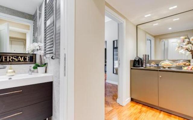 Frattina Luxury Flats