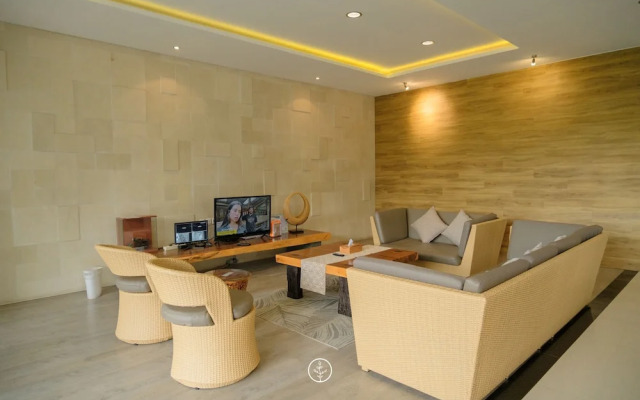 Kamala Villa 10 bedrooms with a private swimming pool