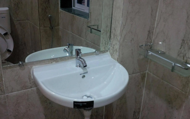 Hotel Blue Bird Colaba