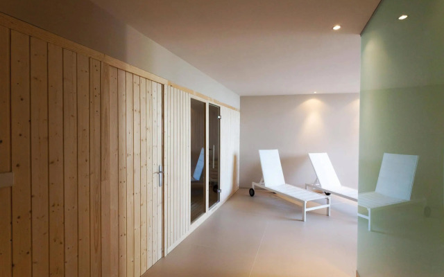 Be Live Adults Only Marivent