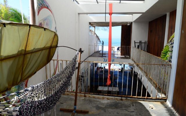 Hostal Olas Altas