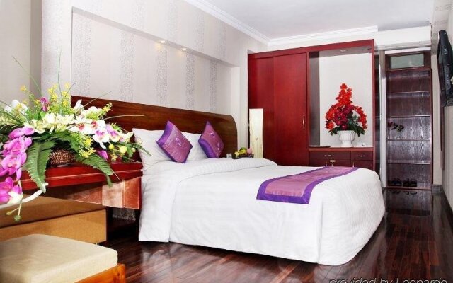 Hanoi Spark Hotel