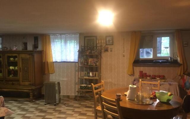 Sweet home