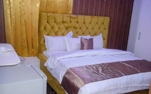 Size99 Apartment and Suites