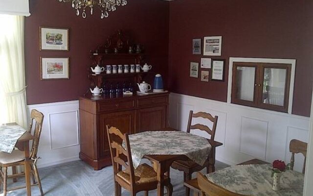 Abacot Hall Bed & Breakfast