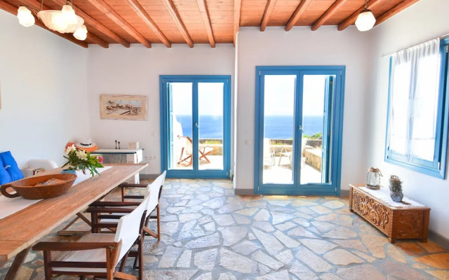 Sea View Villa Near Kalo Livadi