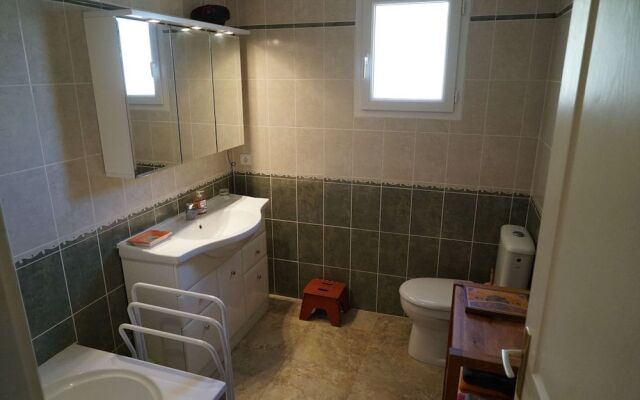 Chambre 2 Beziers Villeneuve