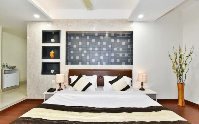 Hotel Pinaz Royale