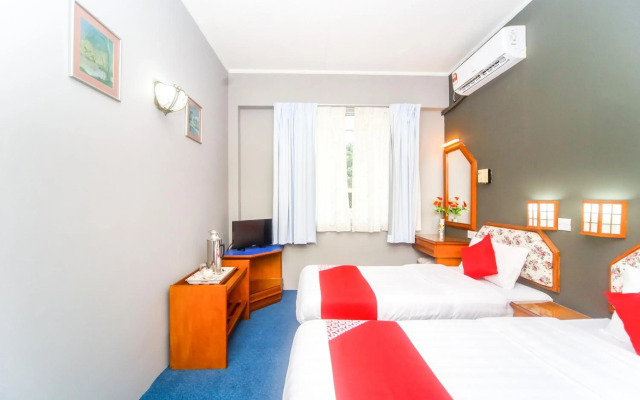 OYO 1026 Hotel Lutana