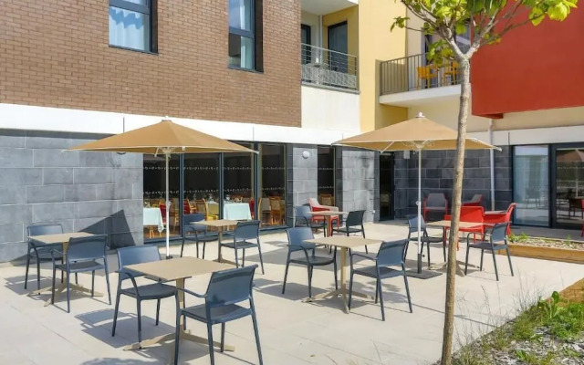 Domitys Le fil de soie