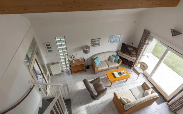 Villa in Julianadorp Near Sandy Beach