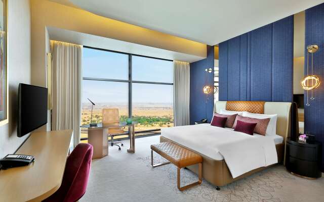 AlRayyan Hotel Doha, Curio Collection by Hilton