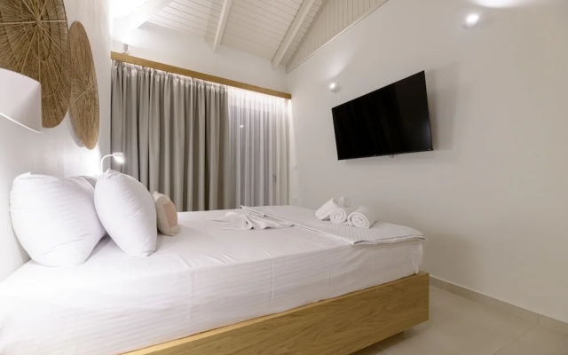 CP Seafront Suites