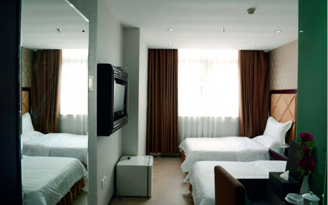 Xinghe Taixiang Hotel (Zhanqian Road Branch)